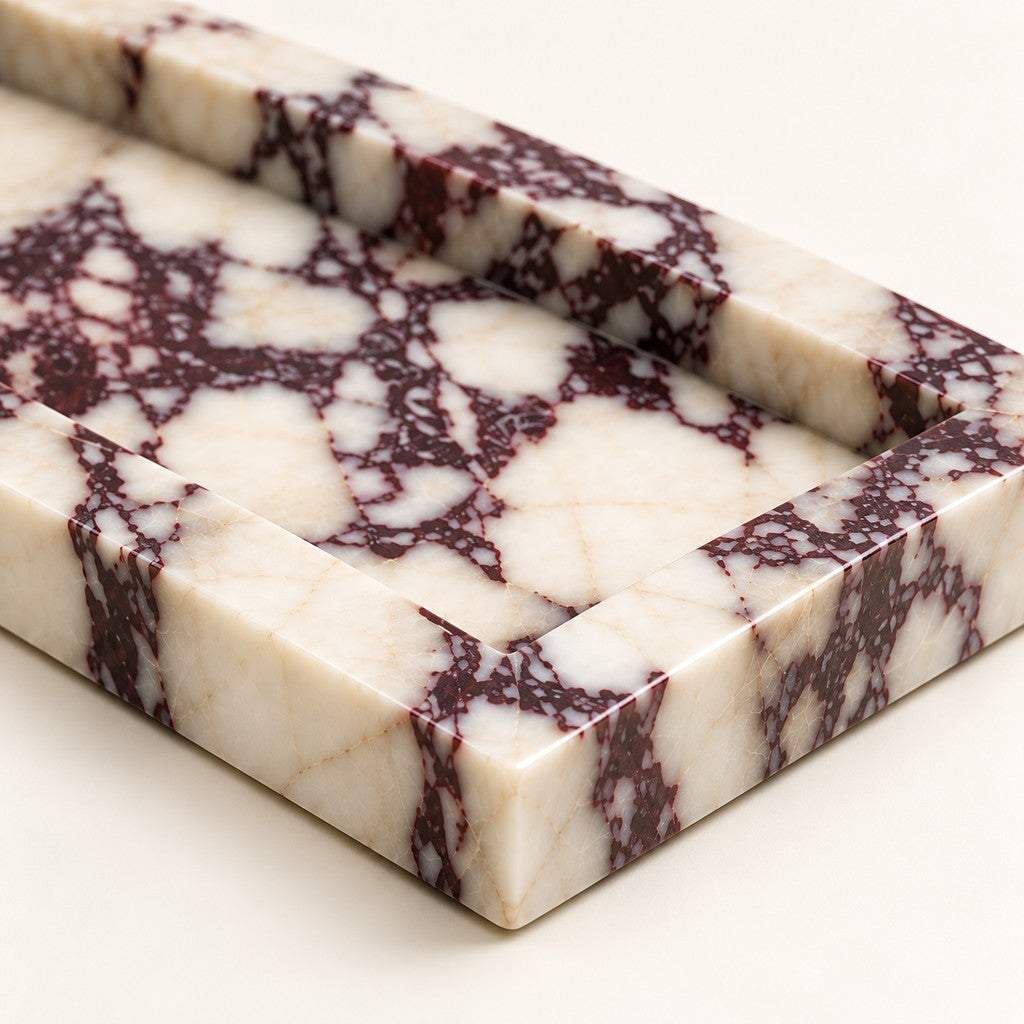 Broad-Rim Rectangular Tray, edge detail