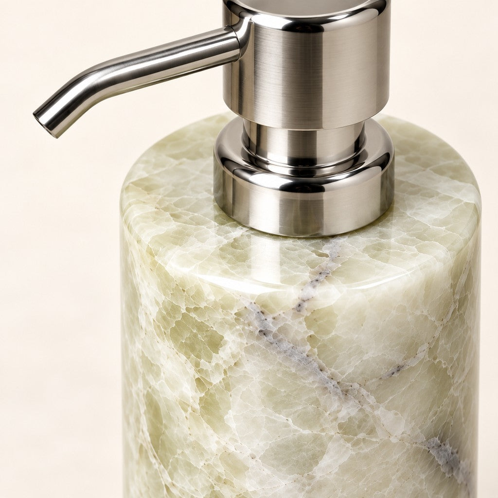 Cylindrical Foaming Soap Dispenser, edge detail