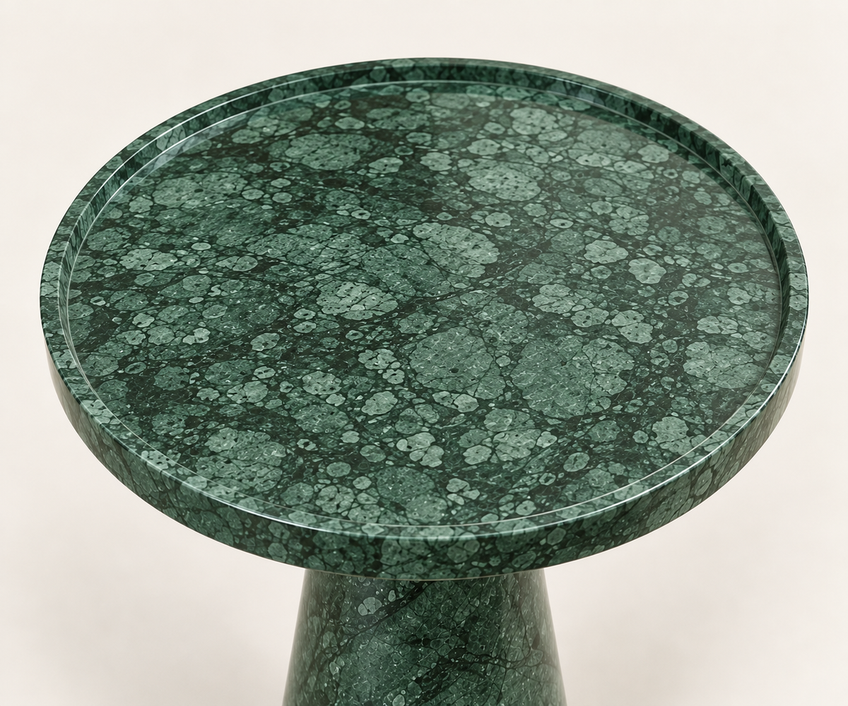 FSF-071 Verde Guatemala tabletop detail showing the round top, edge and raised rim.