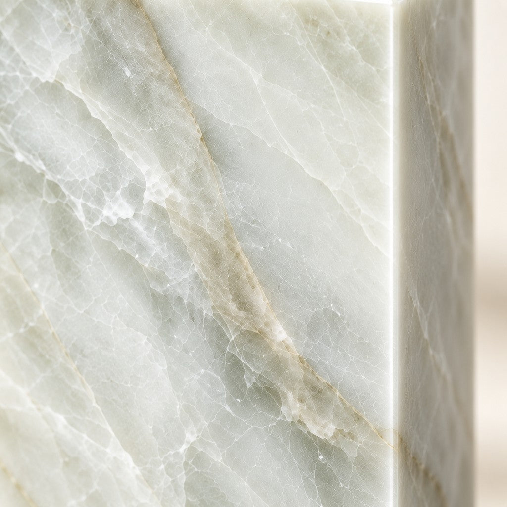 Rectangular Foaming Soap Dispenser: close-up of the Fendi Green surface