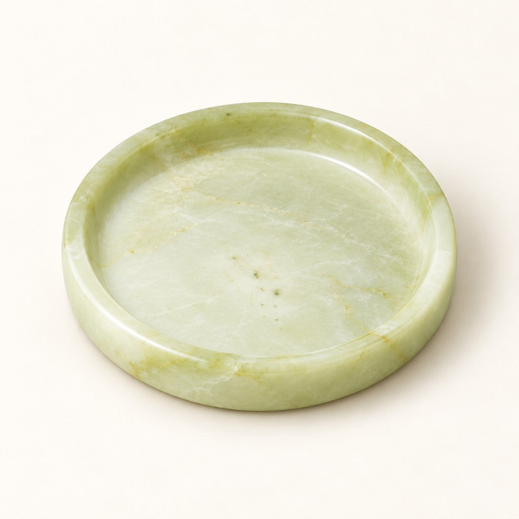 Round Soap Dish, three-quarter view
