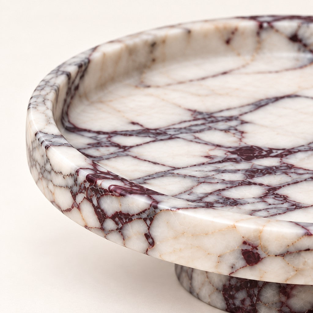 Round Tray with Round Base, edge detail