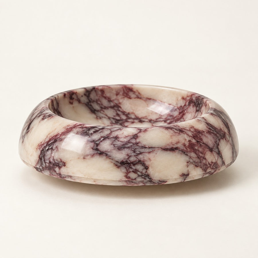 Rounded Jewellery Bowl in Calacatta Viola, studio view