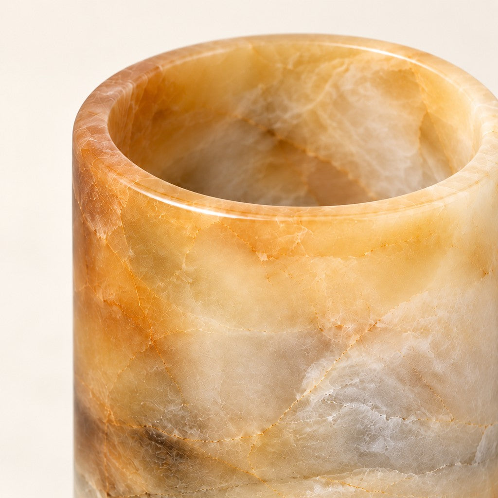 Straight-Sided Storage Jar, edge detail