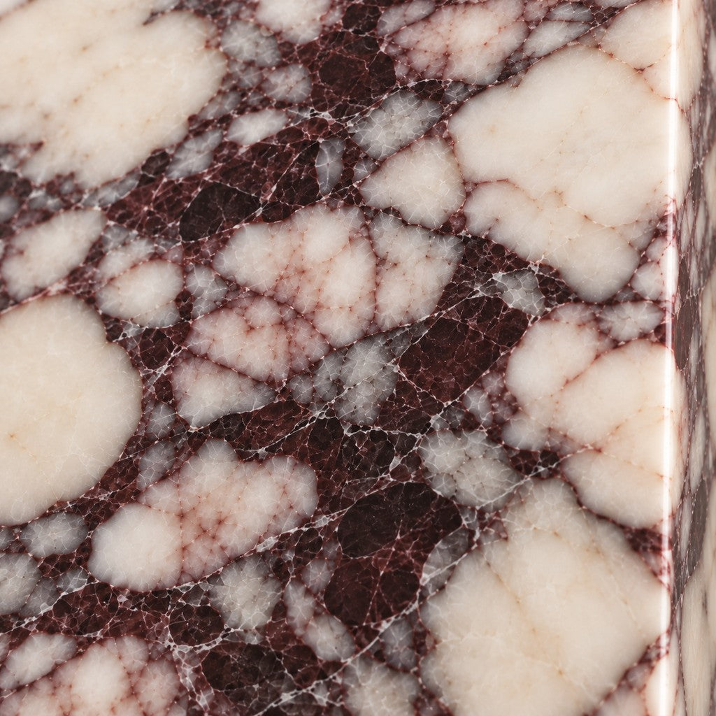 U-Cut Geometric Stone Ornament: close-up of the Calacatta Viola surface